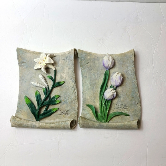 Other - 2 X CERAMIC flowers wall plaques